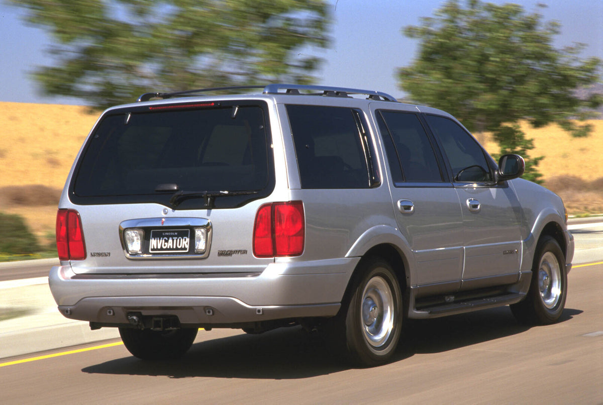 This archival image documents the 2000 Lincoln Navigator AR-2002-213709 and is preserved in the Ford Heritage Vault as part of Ford Motor Company's historic photographic archive. Free for personal, non-commercial use. Ford Heritage Vault reference...