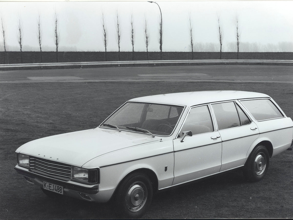 This archival image documents the 1973 Ford Granada Mark I with scenic trees and is preserved in the Ford Heritage Vault as part of Ford Motor Company's historic photographic archive. Free for personal, non-commercial use. Ford Heritage Vault refe...