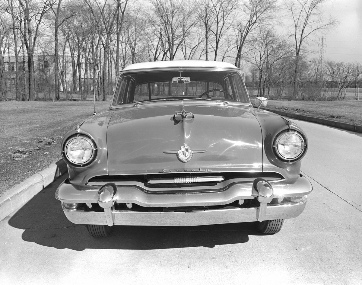 This archival image documents the 1952 Lincoln Grille and is preserved in the Ford Heritage Vault as part of Ford Motor Company's historic photographic archive. Free for personal, non-commercial use. Ford Heritage Vault reference AR-2008-8.1.1.494.