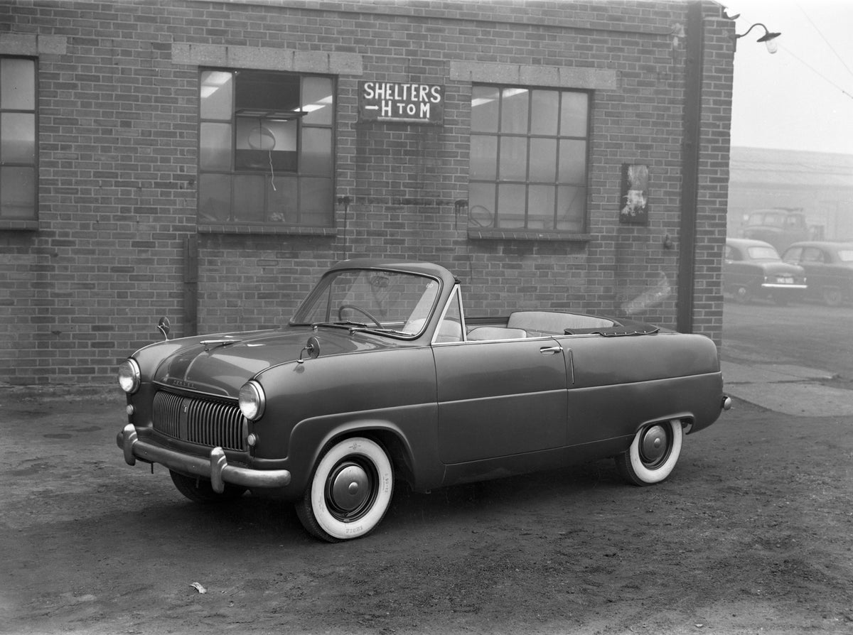 This archival image documents the 1953 Ford Consul convertible at Rainham Works and is preserved in the Ford Heritage Vault as part of Ford Motor Company's historic photographic archive. Free for personal, non-commercial use. Ford Heritage Vault r...