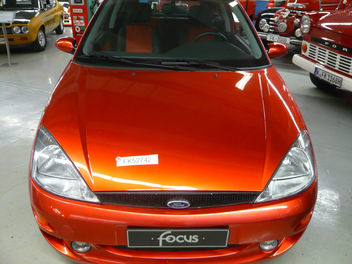 This archival image documents the 1998 Ford Focus Spezial and is preserved in the Ford Heritage Vault as part of Ford Motor Company's historic photographic archive. Free for personal, non-commercial use. Ford Heritage Vault reference AR-2024-9.2.78.