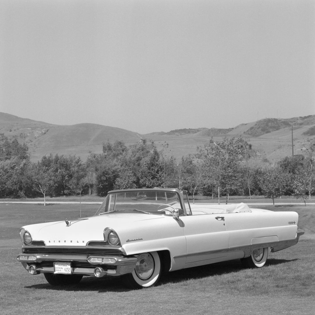 This archival image documents the 1956 Lincoln Premiere convertible and is preserved in the Ford Heritage Vault as part of Ford Motor Company's historic photographic archive. Free for personal, non-commercial use. Ford Heritage Vault reference AR-...