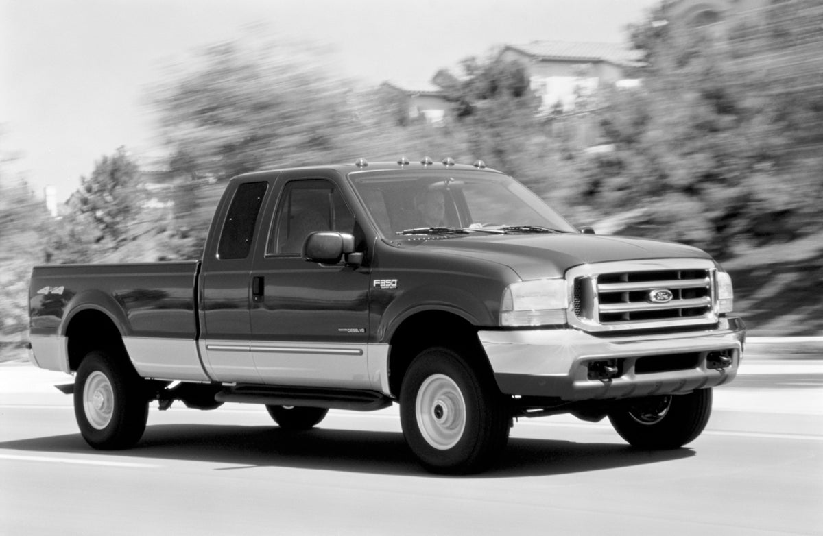 This archival image documents the 2000 Ford F-350 Super Duty pickup truck and is preserved in the Ford Heritage Vault as part of Ford Motor Company's historic photographic archive. Free for personal, non-commercial use. Ford Heritage Vault referen...