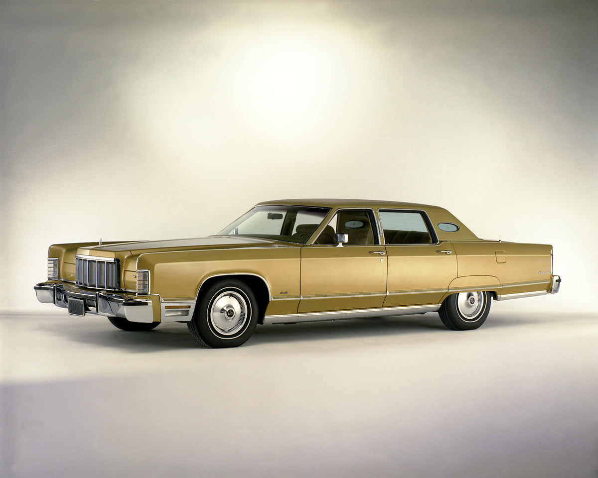 This archival image documents the 1975 Lincoln Continental four-door and is preserved in the Ford Heritage Vault as part of Ford Motor Company's historic photographic archive. Free for personal, non-commercial use. Ford Heritage Vault reference AR...