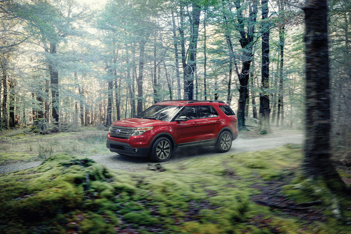 This archival image documents the 2015 Ford Explorer and is preserved in the Ford Heritage Vault as part of Ford Motor Company's historic photographic archive. Free for personal, non-commercial use. Ford Heritage Vault reference AR-2008-8.1.4.5906.