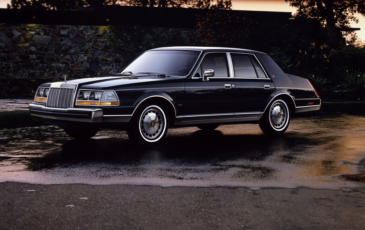This archival image documents the 1985 Lincoln Continental and is preserved in the Ford Heritage Vault as part of Ford Motor Company's historic photographic archive. Free for personal, non-commercial use. Ford Heritage Vault reference AR-2008-8.1....