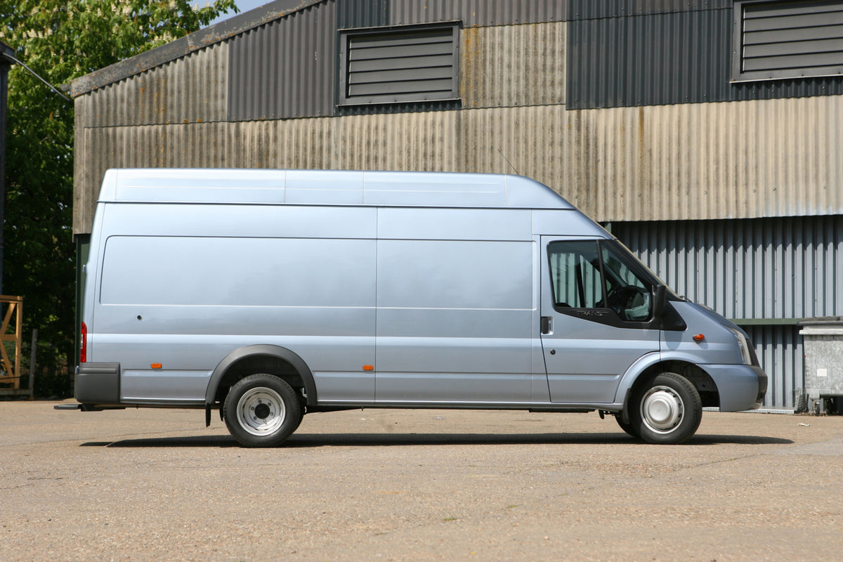 This archival image documents the 2007 Ford Transit Mark VII 4.6 Tonne side view in front of garage and is preserved in the Ford Heritage Vault as part of Ford Motor Company's historic photographic archive. Free for personal, non-commercial use. F...