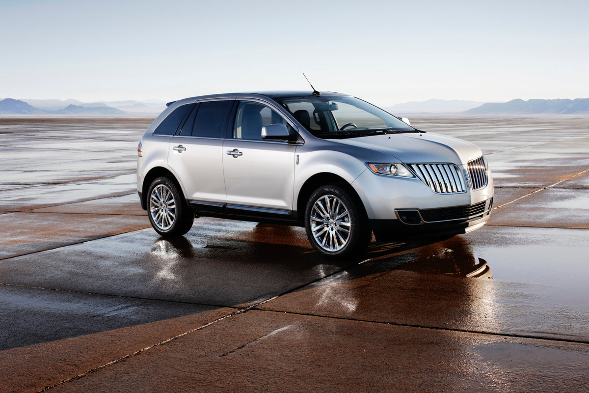 This archival image documents the 2012 Lincoln MKX with scenic mountains MS2095568 and is preserved in the Ford Heritage Vault as part of Ford Motor Company's historic photographic archive. Free for personal, non-commercial use. Ford Heritage Vaul...