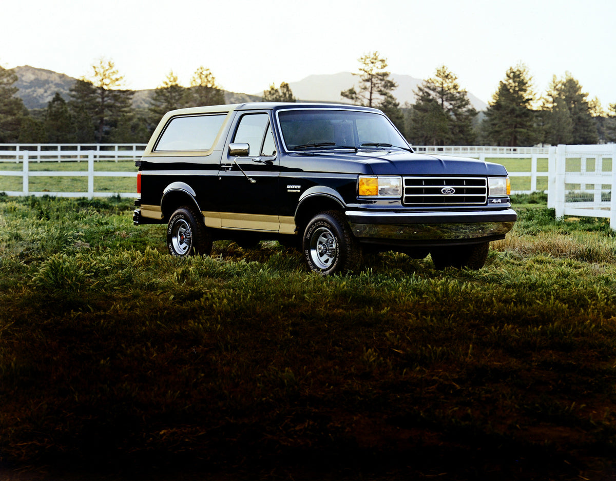 This archival image documents the 1990 Ford Bronco Eddie Bauer edition and is preserved in the Ford Heritage Vault as part of Ford Motor Company's historic photographic archive. Free for personal, non-commercial use. Ford Heritage Vault reference ...