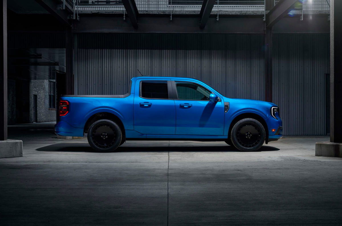This archival image documents the 2025 Ford Maverick Lobo side view in building and is preserved in the Ford Heritage Vault as part of Ford Motor Company's historic photographic archive. Free for personal, non-commercial use. Ford Heritage Vault r...
