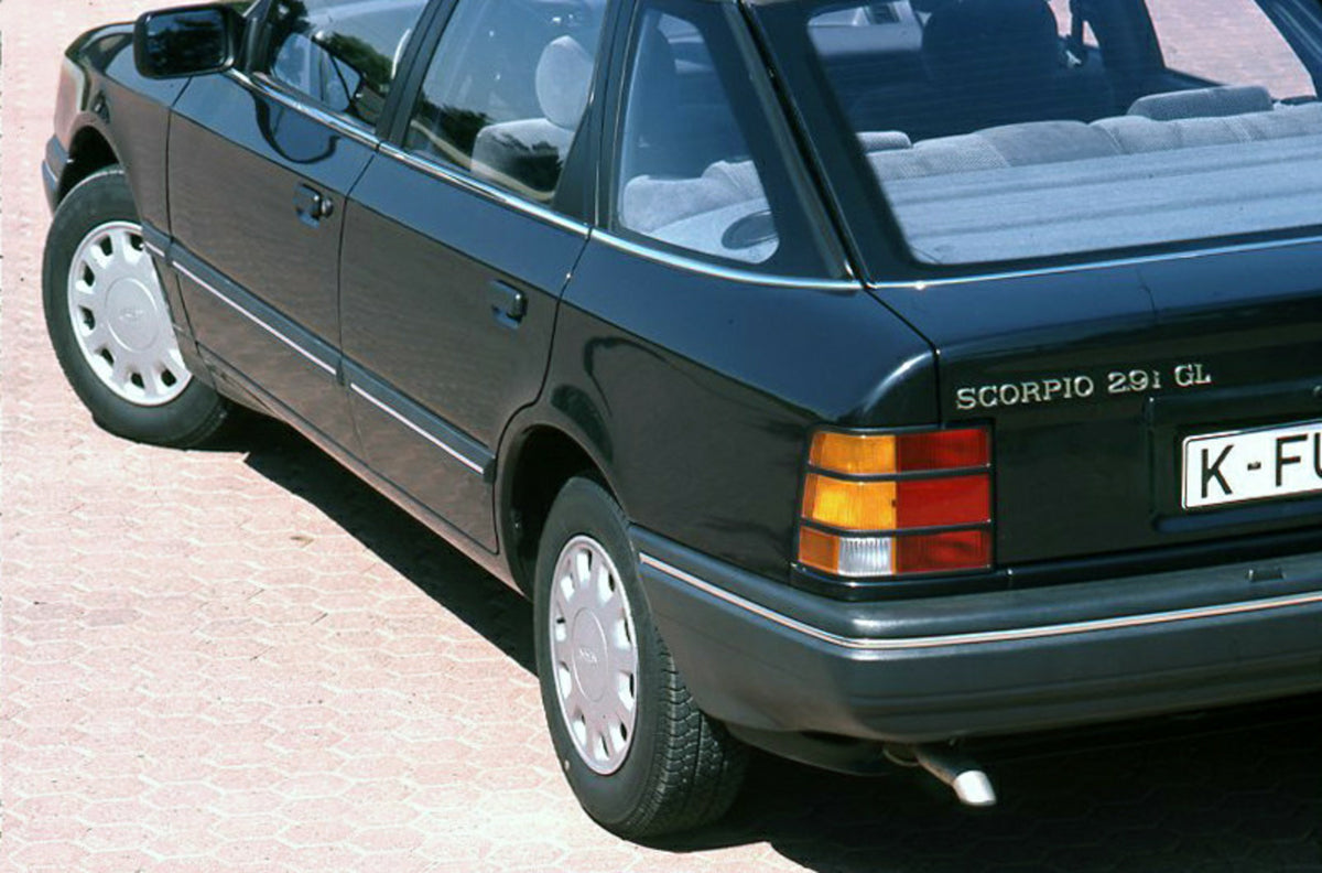 This archival image documents the 1986 Ford Scorpio Mark I 2.9i GL rear closeup and is preserved in the Ford Heritage Vault as part of Ford Motor Company's historic photographic archive. Free for personal, non-commercial use. Ford Heritage Vault r...