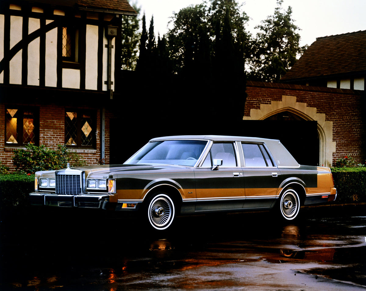 This archival image documents the 1988 Lincoln Town Car four-door and is preserved in the Ford Heritage Vault as part of Ford Motor Company's historic photographic archive. Free for personal, non-commercial use. Ford Heritage Vault reference AR-20...