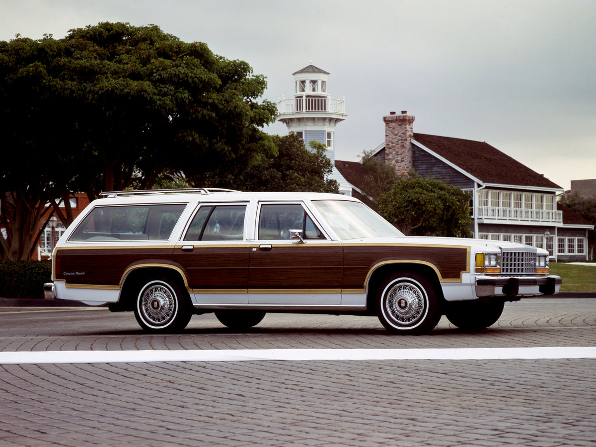 This archival image documents the 1986 Ford LTD Country Squire Wagon and is preserved in the Ford Heritage Vault as part of Ford Motor Company's historic photographic archive. Free for personal, non-commercial use. Ford Heritage Vault reference AR...