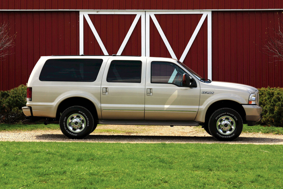 This archival image documents the 2004 Ford Excursion and is preserved in the Ford Heritage Vault as part of Ford Motor Company's historic photographic archive. Free for personal, non-commercial use. Ford Heritage Vault reference AR-2008-8.1.2.7328.
