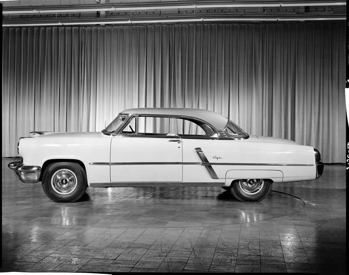 This archival image documents the 1952 Lincoln Capri hardtop and is preserved in the Ford Heritage Vault as part of Ford Motor Company's historic photographic archive. Free for personal, non-commercial use. Ford Heritage Vault reference AR-2008-8....