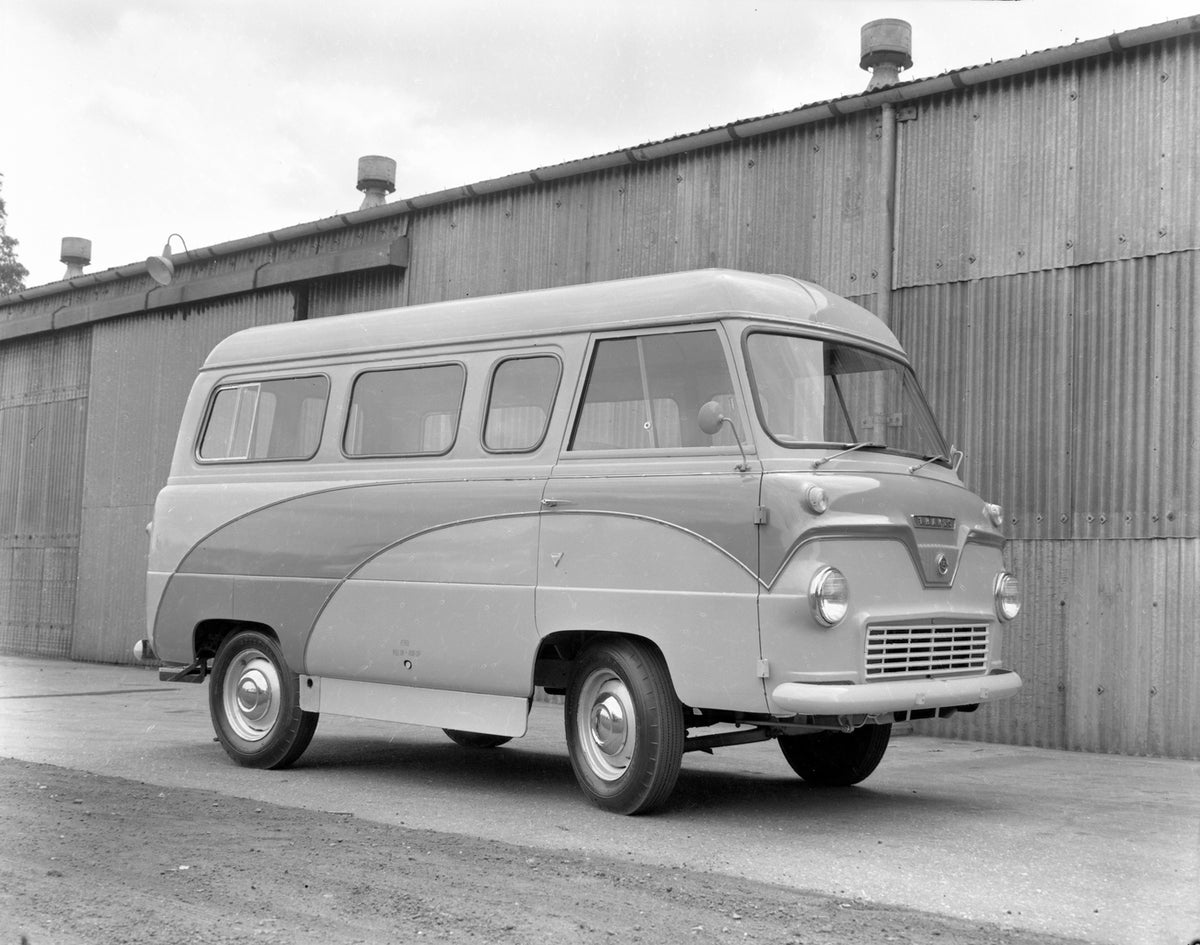 This archival image documents the 1958 Ford Thames 400e 15CWT twelve seater coach conversion van and is preserved in the Ford Heritage Vault as part of Ford Motor Company's historic photographic archive. Free for personal, non-commercial use. Ford...