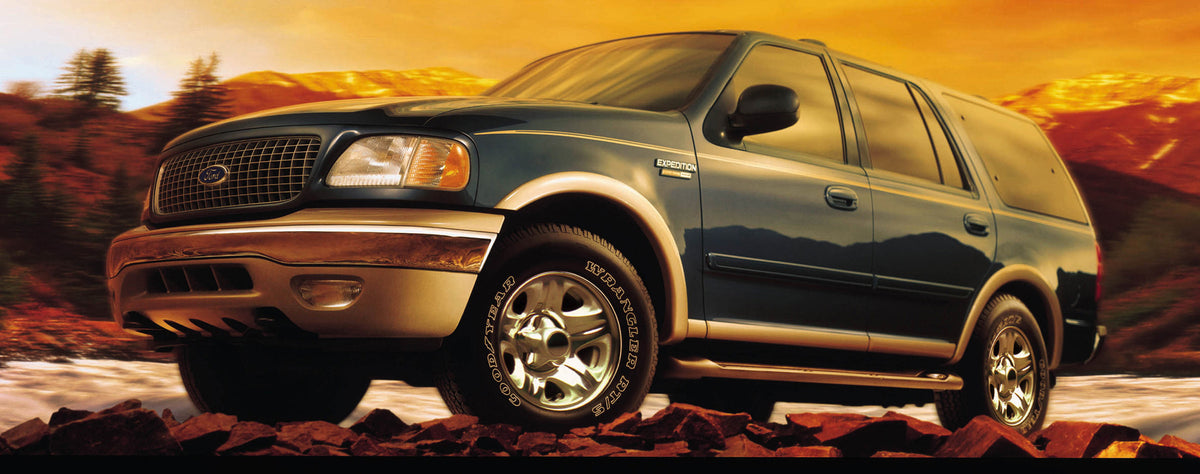This archival image documents the 2002 Ford Expedition in scenic mountains with river MS221 and is preserved in the Ford Heritage Vault as part of Ford Motor Company's historic photographic archive. Free for personal, non-commercial use. Ford Heri...