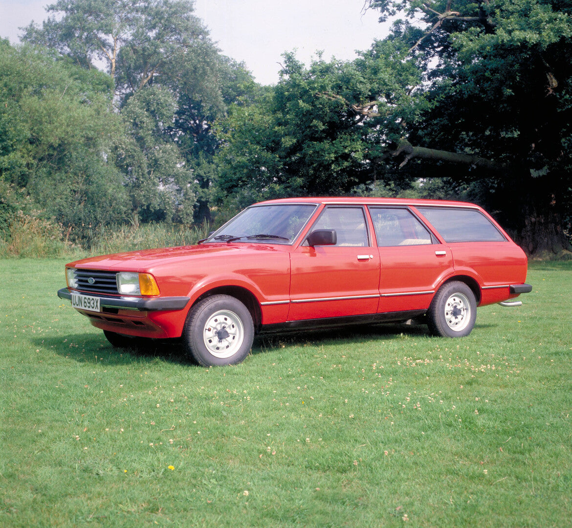 This archival image documents the 1981 Ford Cortina MK V estate side view scenic and is preserved in the Ford Heritage Vault as part of Ford Motor Company's historic photographic archive. Free for personal, non-commercial use. Ford Heritage Vault ...