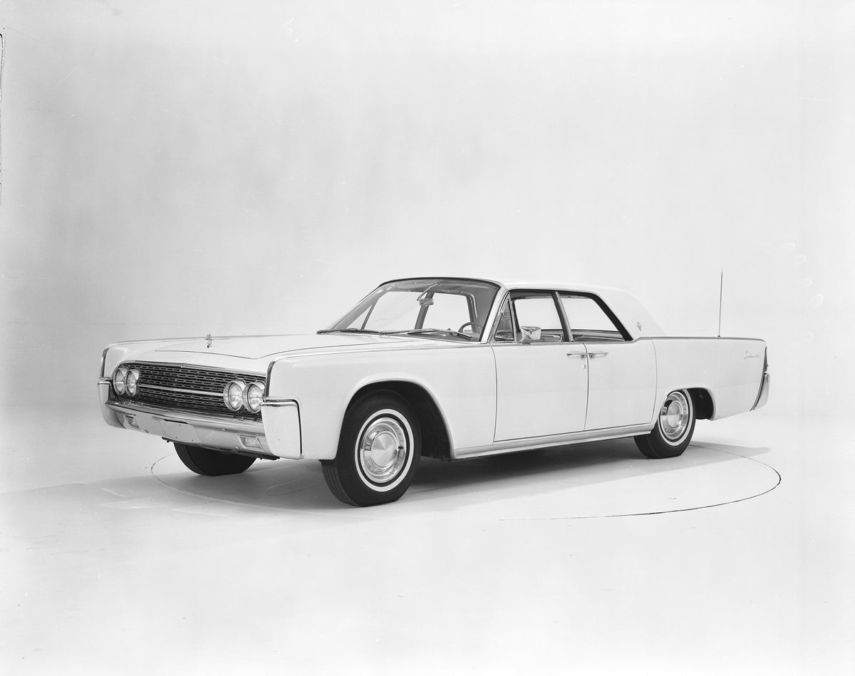 This archival image documents the 1962 Lincoln Continental four-door coach door sedan and is preserved in the Ford Heritage Vault as part of Ford Motor Company's historic photographic archive. Free for personal, non-commercial use. Ford Heritage V...