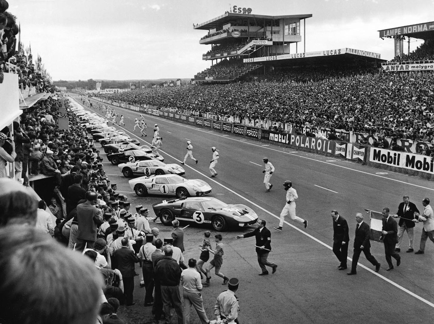1966 Le Mans Auto Racing  0001-1328