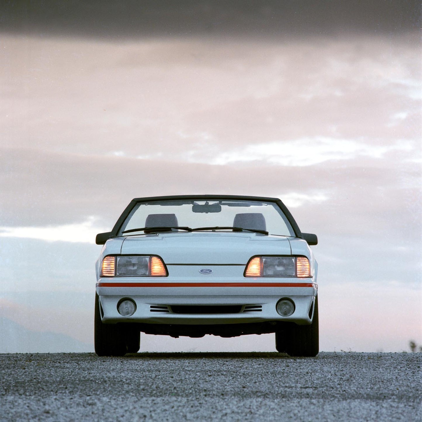 1987 Ford Mustang GT Convertible 0001-4677