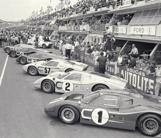 1970 Driver Tony Rainero on the starting line NHRA Drag Meet in Indianapolis, Indiana Neg 152133-227 0001-4708