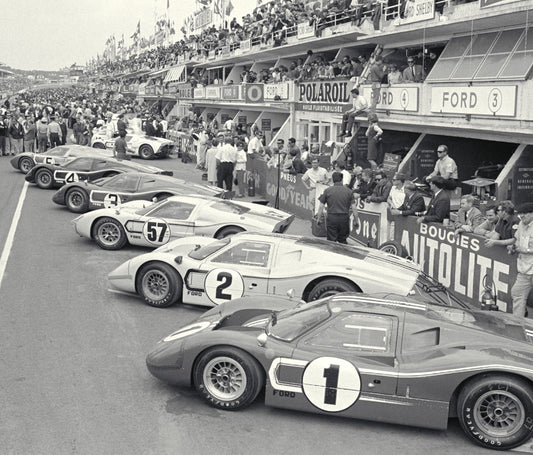 1970 Driver Tony Rainero on the starting line NHRA Drag Meet in Indianapolis, Indiana Neg 152133-227 0001-4708