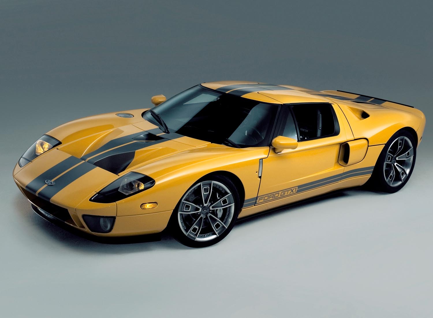 Ford GTX1 Roadster 0001-4920