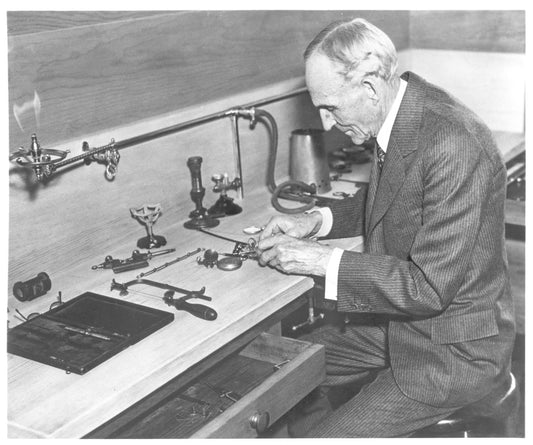 1945 Henry Ford 0001-7578