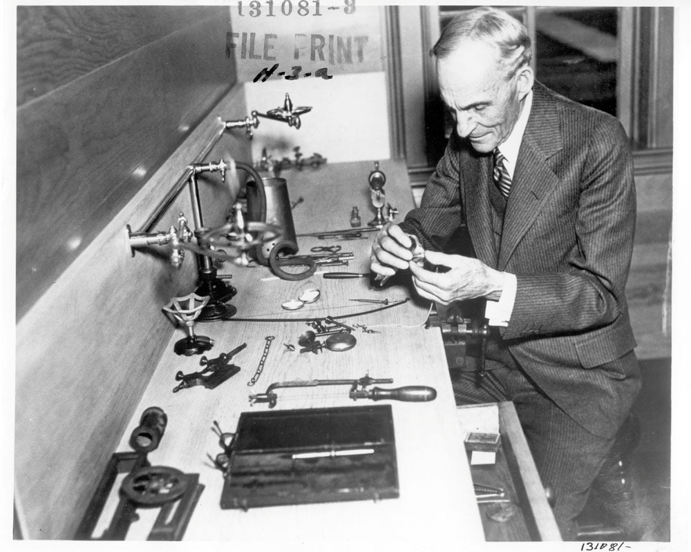 1945 Henry Ford 0001-7579