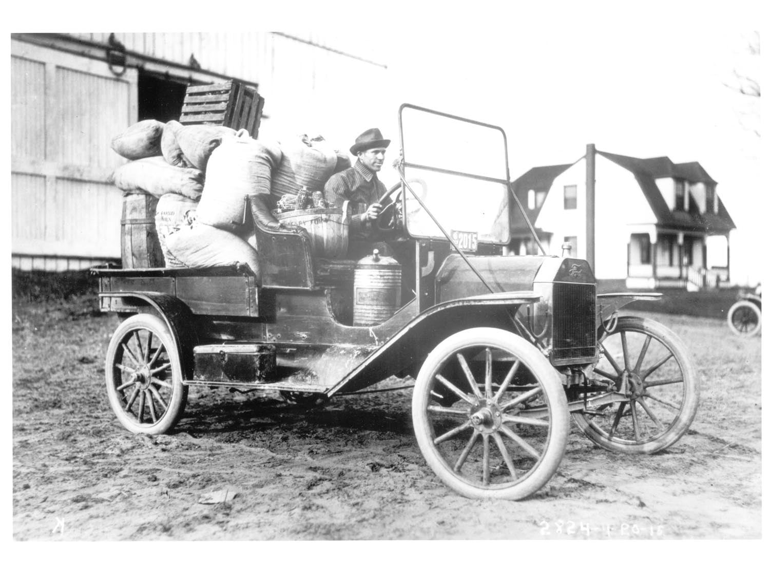 1914 Model T Pickup 0001-7628
