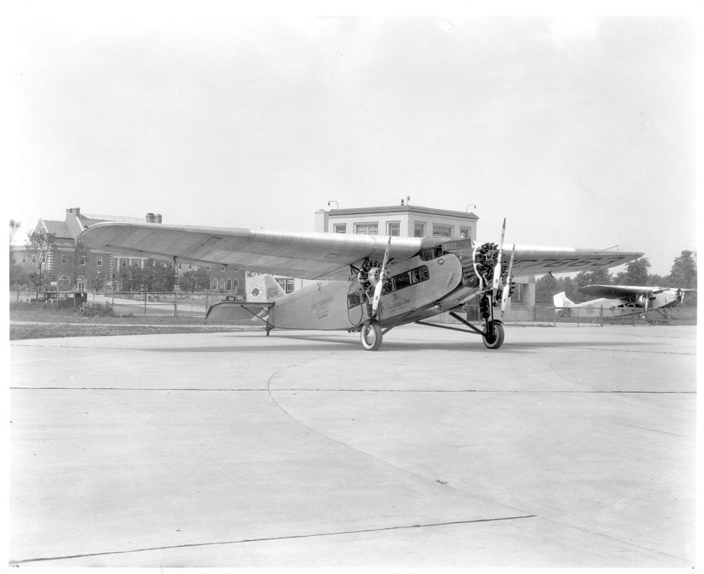  Tri Motor 1931  0001-7819