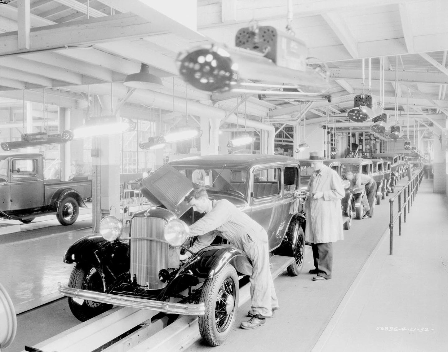 ModelBAssemblyLin1932 0001-7839