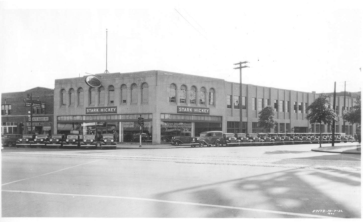 DealershipDetroitMI 1932 0001-7860
