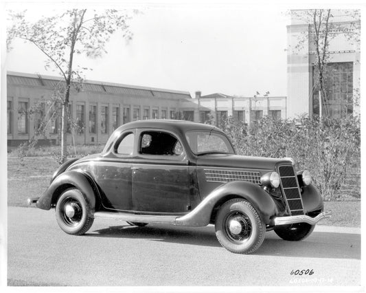 FordV8Coup1935 0001-7909