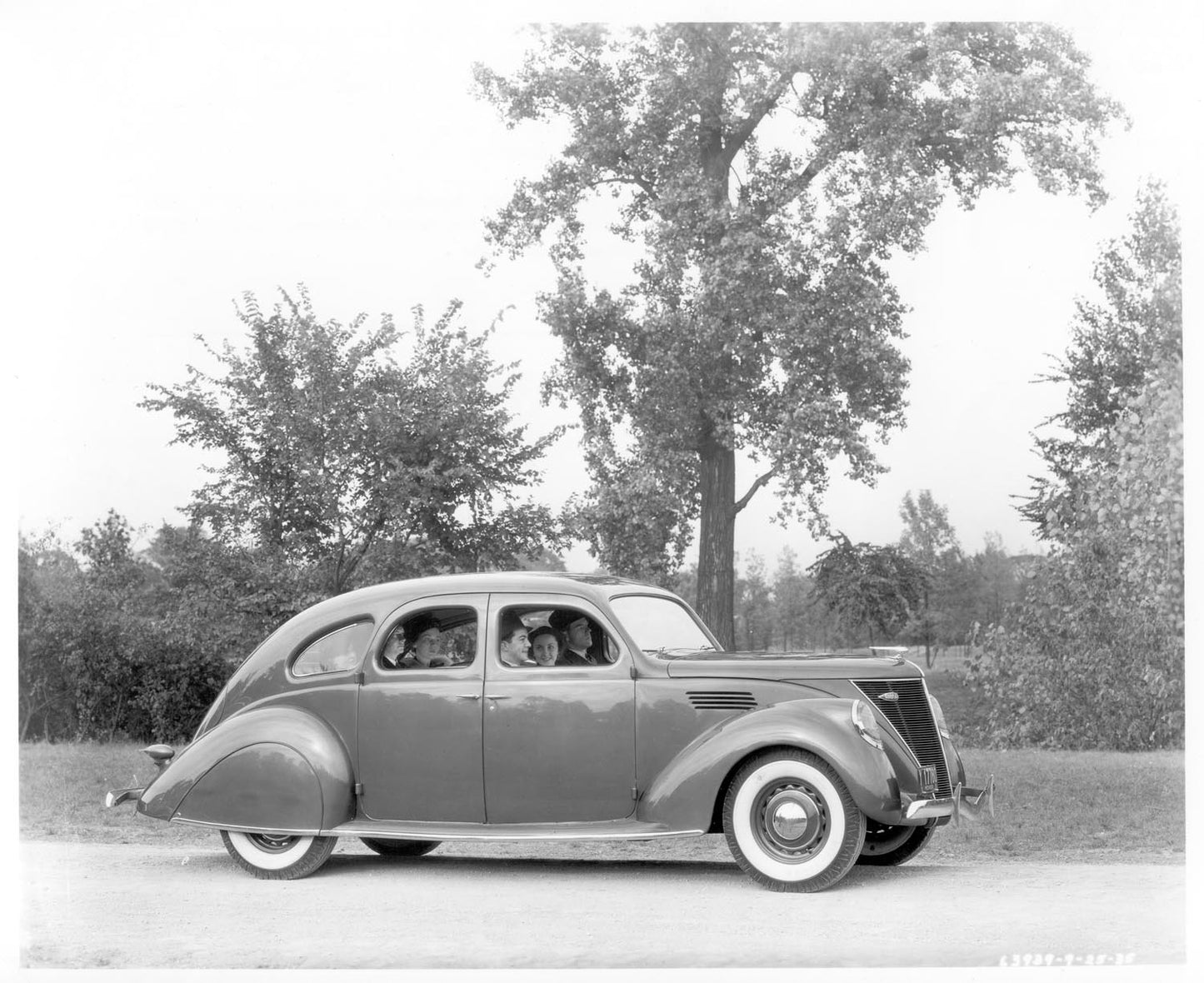 LincolnZephyr 1936 0001-7951
