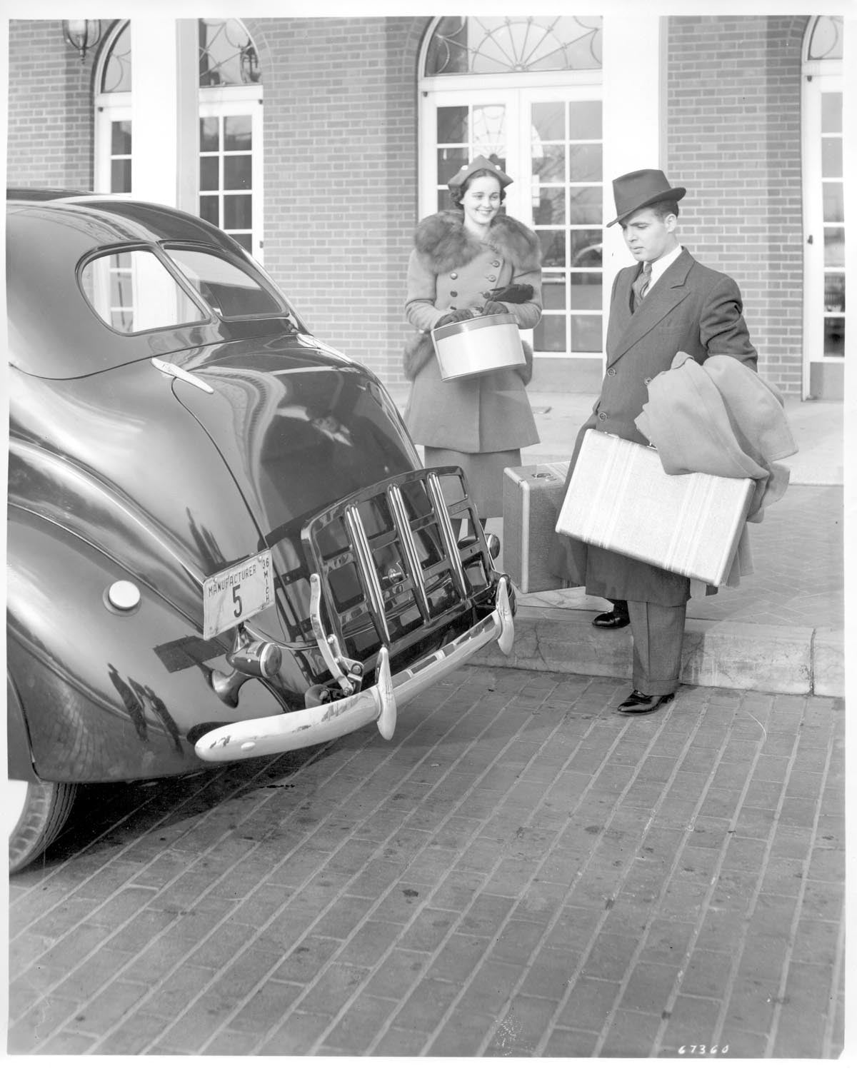 FordV8 1937 0001-7995