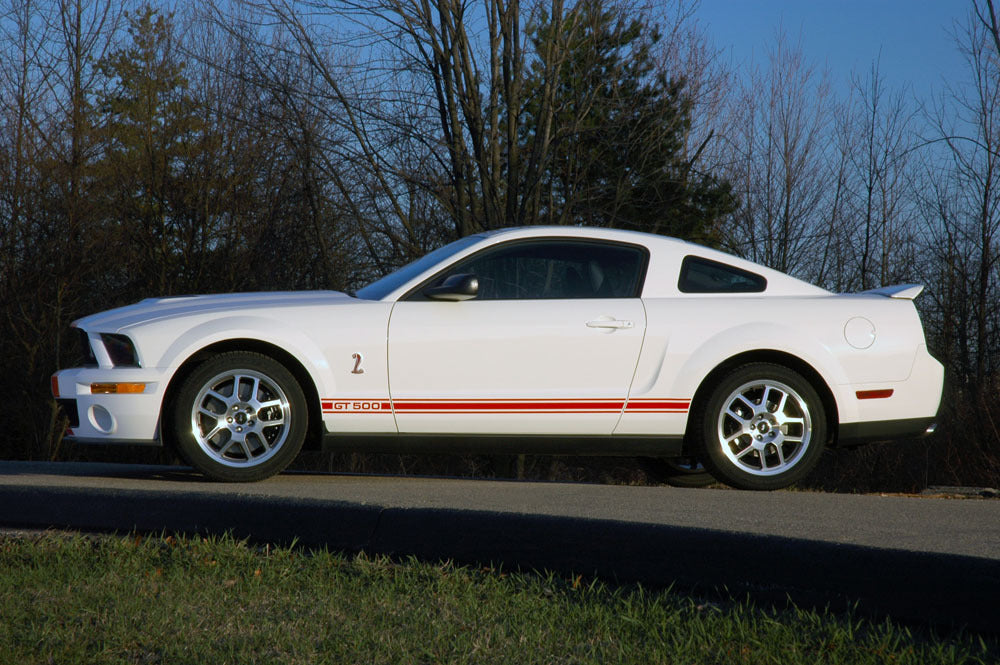 2007 Shelby GT500 White with Red Strip Package 0002-4246