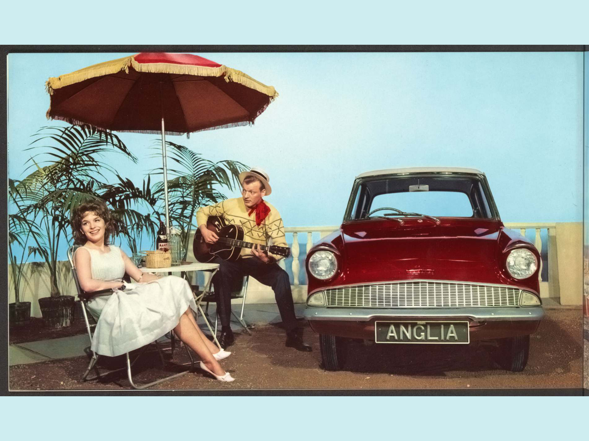 1963 Ford Anglia 105E Brochure Page 6 0063-0026 — 18×24 proportions