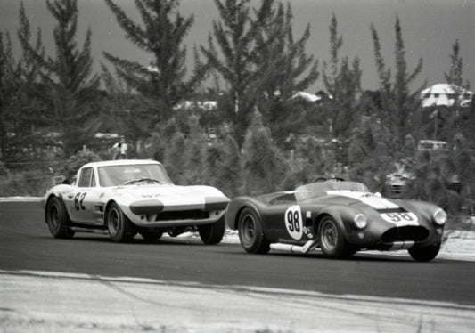 1964 Ford GT40 and Cobra racing — Nassau — 0064-0010
