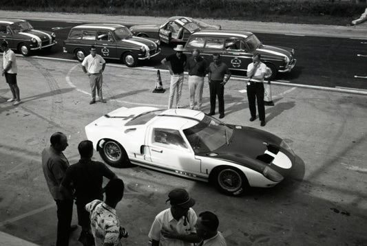 1964 Ford GT40 side view in paddock — Nassau — 0064-0012