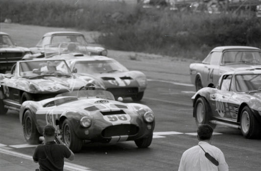1964 Cobra and sports cars racing — Nassau — 0064-0014