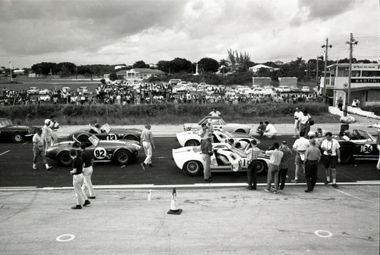 1964 Race paddock lineup — Nassau — 0064-0029