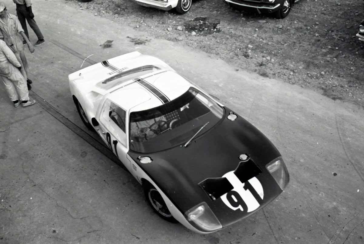 1964 Ford GT40 number 91 overhead view — Nassau — 0064-0042