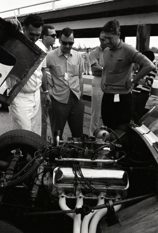 1964 Mechanics beside race car — Nassau — 0064-0046