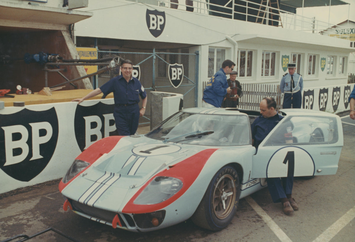 1966 — Ford GT40 Mark II Driven by Ken Miles and Denny Hulme in the 24 Hours of Le Mans, June 1966 — View 4 — Fordimages 0066-0017; source THF705624