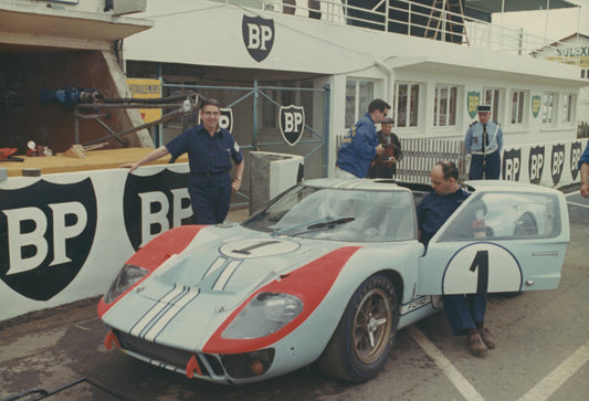 1966 — Ford GT40 Mark II Driven by Ken Miles and Denny Hulme in the 24 Hours of Le Mans, June 1966 — View 4 — Fordimages 0066-0017; source THF705624