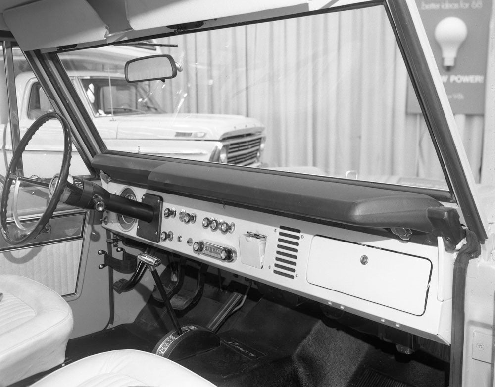 317A 1968 Bronco Interior at Cobo Hall 149010 56 Ford media center zm 0144-0310