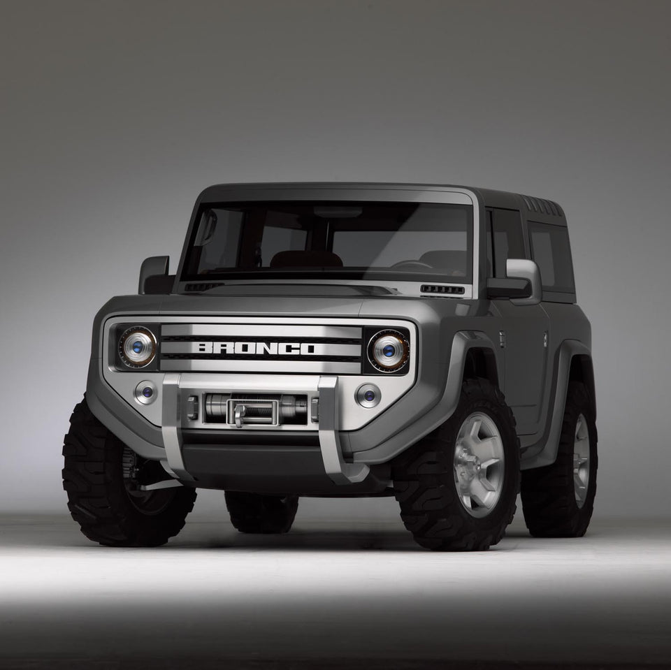 513 2004 Ford Bronco concept car 0144-0349