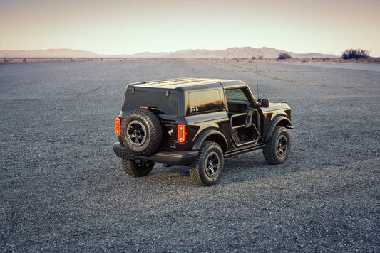 702C 2021 Bronco 2 Door Trail Rig Shadow Black 02 ford media 0144-0368